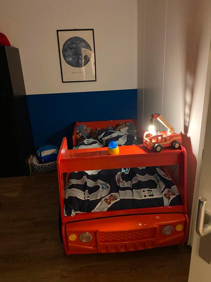Brandweerbed incl. dekbedovertrek van Snurk, Kinderen en Baby's, Kinderkamer | Bedden, Zo goed als nieuw, 180 cm of meer, 100 cm of meer