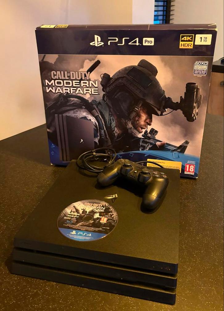 PlayStation 4 Pro 1TB - Topconditie!, Spelcomputers en Games, Spelcomputers | Sony PlayStation Consoles | Accessoires, Zo goed als nieuw
