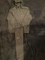 Nike Trainingspak - Miller, Kleding | Heren, Sportkleding, Maat 52/54 (L), Ophalen of Verzenden, Zo goed als nieuw, Grijs