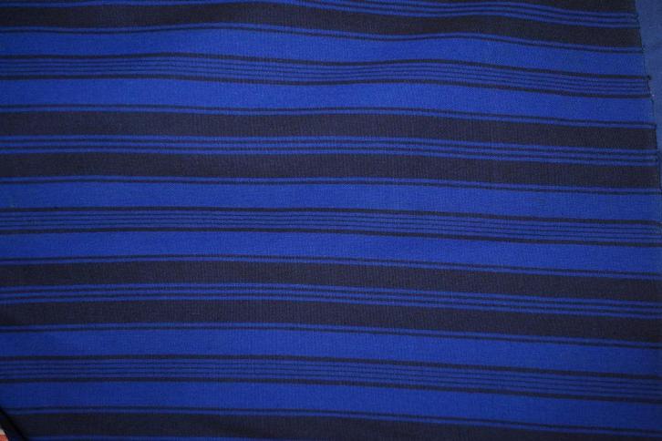 folklorestof klederdrachtstof Staphorster rokstrepen, Antiek en Kunst, Antiek | Kleden en Textiel, Ophalen of Verzenden