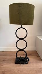 Hele mooie hoek/tafel lamp te koot!!, Ophalen, Zo goed als nieuw, Minder dan 50 cm