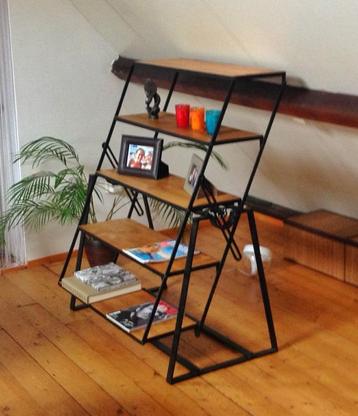 Industriëel rek / roomdivider - transformeerbaar tot tafel beschikbaar voor biedingen