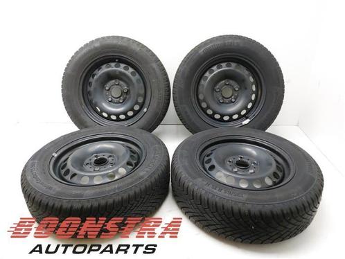 Velgen set + winterbanden van een Volkswagen Golf, Auto-onderdelen, Banden en Velgen, Gebruikt, 3 maanden garantie, Ophalen of Verzenden