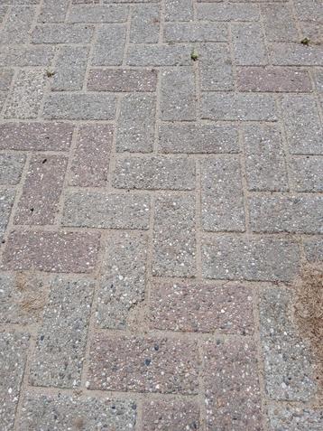 Beton klinkers 8 cm beschikbaar voor biedingen
