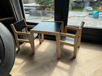 Skinnie Tafeltje + 2 stoeltjes - zwart, Kinderen en Baby's, Kinderkamer | Tafels en Stoelen, Ophalen, Zo goed als nieuw, Tafel(s) en Stoel(en)
