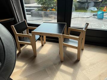 Skinnie Tafeltje + 2 stoeltjes - zwart beschikbaar voor biedingen