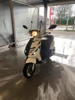 Piaggio zip 2015 snor, Fietsen en Brommers, Scooters | Piaggio, Ophalen, Gebruikt, Zip, Benzine