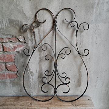 Brocante metalen ornament raamrooster 60x42cm *Etage3* beschikbaar voor biedingen