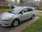 Peugeot 5008 1.6 THP 7PL 2012 Grijs, Auto's, Peugeot, Voorwielaandrijving, Handgeschakeld, Particulier, 83 €/maand