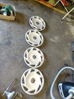 Originele 15 inch Volvo wieldoppen, Ophalen of Verzenden, Gebruikt