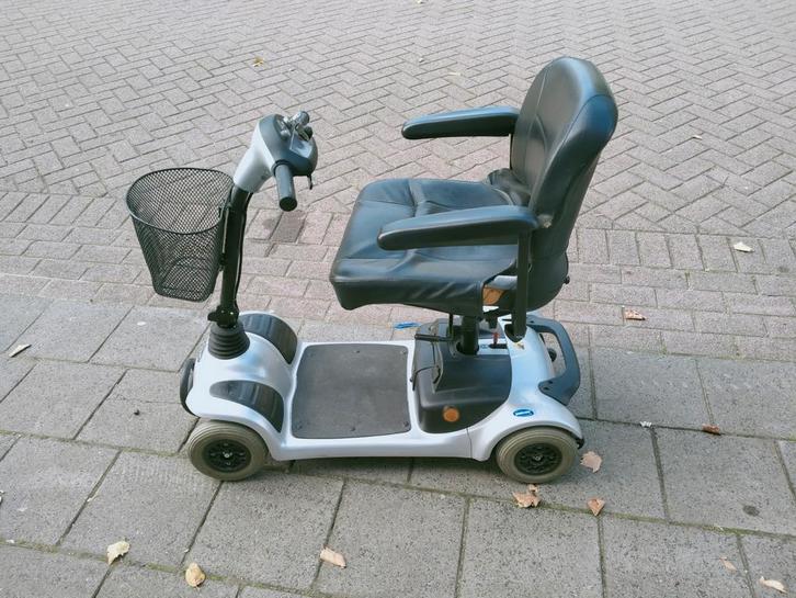 Scootmobiel, Diversen, Brommobielen en Scootmobielen, Zo goed als nieuw, 46 km of meer, 10 km/u of minder, Ophalen of Verzenden