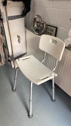 Stoel voor te douchen. 2 weken gebruikt ivm operatie, Diversen, Verpleegmiddelen, Ophalen, Zo goed als nieuw