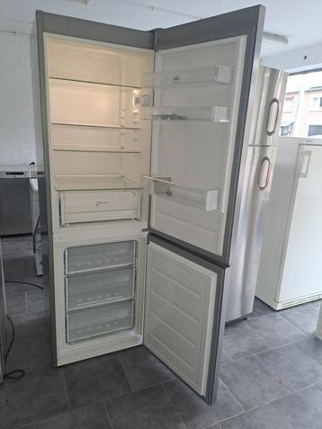Whirlpool koelvriescombinatie (A+) beschikbaar voor biedingen