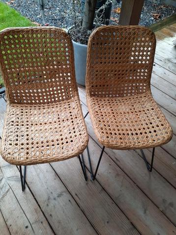 2 Rietstoelen - Prima Staat! beschikbaar voor biedingen