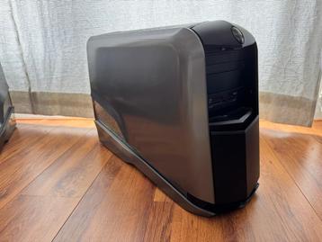 Alienware Aurora R3 (Zilver) Compleet beschikbaar voor biedingen