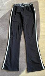 Super mooie flared broek  Me and my monkey  zwart 128-134, Ophalen of Verzenden, Zo goed als nieuw, Meisje, Broek