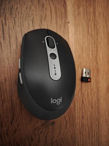 Logitech M590 stille muis met USB en Bluetooth beschikbaar voor biedingen