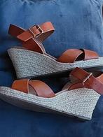 Prachtige leren espadrilles Miss KG  Kurt Geiger maat 38, Bruin, Miss KG, Ophalen of Verzenden, Zo goed als nieuw