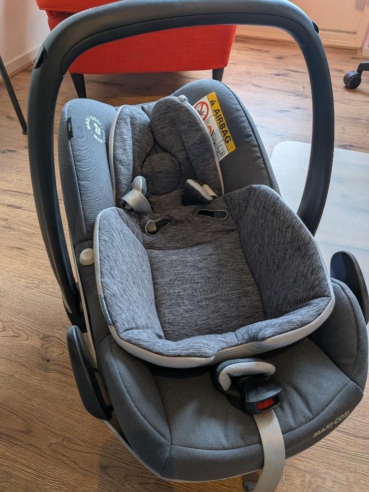 Maxi-cosi Pebble Pro i-Size + Pearl Smart i-Size stoeltje, Kinderen en Baby's, Autostoeltjes, Zo goed als nieuw, Maxi-Cosi, 0 t/m 13 kg