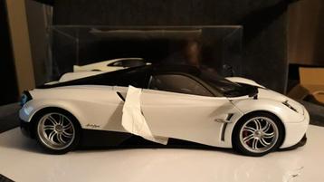 Autoart 1/18 Pagani Huayra Signature Gelimiteerd ZELDZAAM  beschikbaar voor biedingen