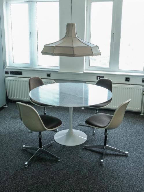 Design set eetkamer (eames/saarinen/heykoop), Huis en Inrichting, Complete eetkamers, Gebruikt, 4 tot 6 stoelen, Ophalen