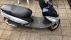 Peugeot V-Clic 4-takt scooter, Fietsen en Brommers, Scooters | Peugeot, Gebruikt, Overige modellen, Maximaal 45 km/u, Ophalen of Verzenden