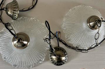 2 Holophane hanglampen beschikbaar voor biedingen
