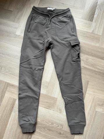 Cakvin Klein sweatpants taupe maat 164 (14) beschikbaar voor biedingen