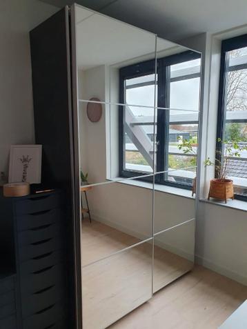 IKEA PAX Kledingkast met AULI Spiegeldeuren - afbeelding 1