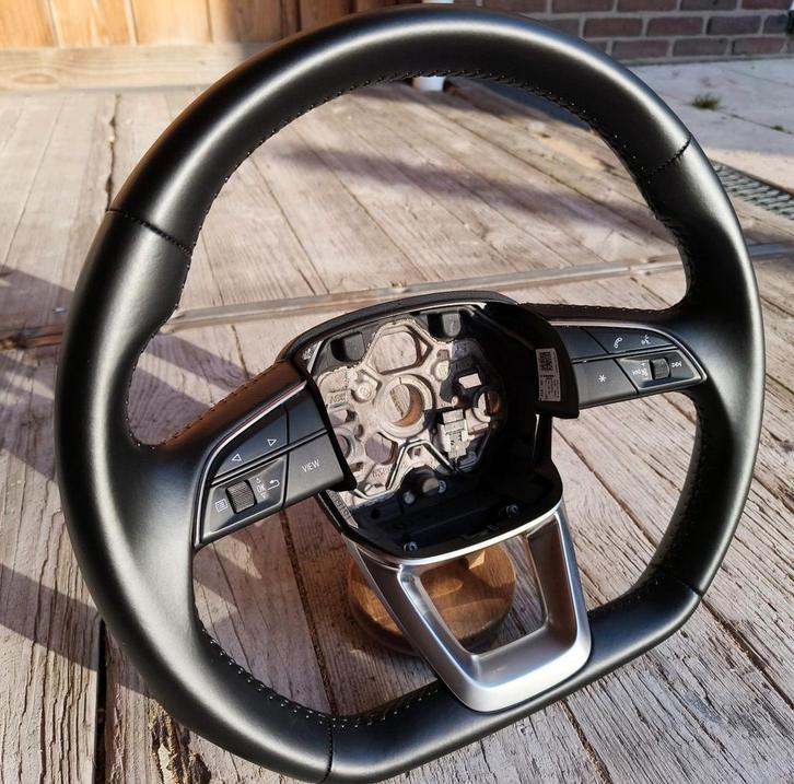 Origineel afgevlakt Audi A3 en Q3 stuur in nieuw staat, Auto-onderdelen, Besturing, Audi, Ophalen of Verzenden