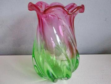 Vintage vase glas kristal roze groene glazen vaas beschikbaar voor biedingen