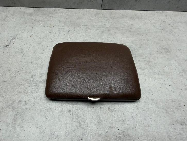 Bruine Sigarendoos - N3564, Verzamelen, Rookartikelen, Aanstekers en Luciferdoosjes, Sigarenbandjes, Ophalen of Verzenden