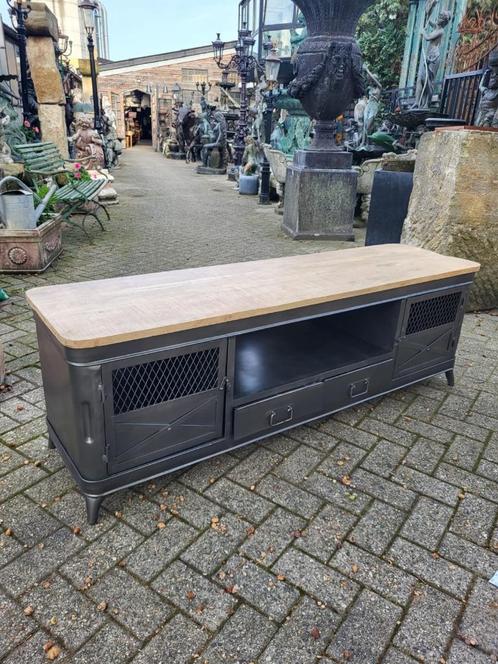 tv meubel side board mango staal 1,70 lang 0,55 hoog, Huis en Inrichting, Kasten | Televisiemeubels, Nieuw, 150 tot 200 cm, Overige houtsoorten