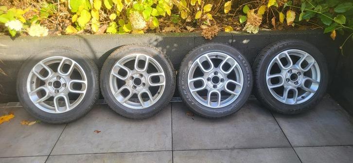 Mooie set velgen met winterbanden, Auto-onderdelen, Banden en Velgen, Banden en Velgen, Winterbanden, 15 inch, 185 mm, Personenwagen