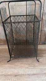 Rustieke ijzeren korf voor open haard, Ophalen of Verzenden