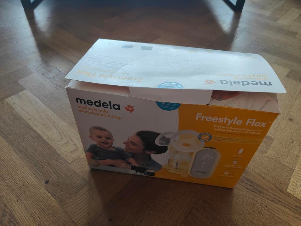 Medela Freestyle Flex Borstkolf + Extra Connectors, Kinderen en Baby's, Babyvoeding en Toebehoren, Ophalen of Verzenden, Gebruikt