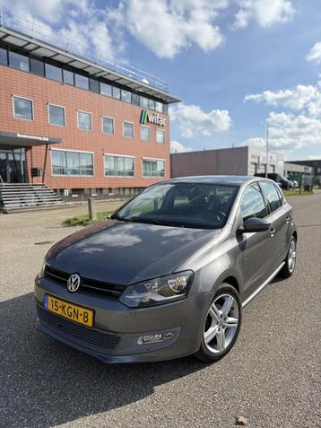 Volkswagen Polo 1.2-12V 5-deurs Airco Cruise/Aux/Netjes beschikbaar voor biedingen