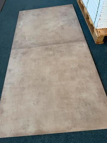 100x100 Hurban beige wand of vloertegels partij 96m2 beschikbaar voor biedingen