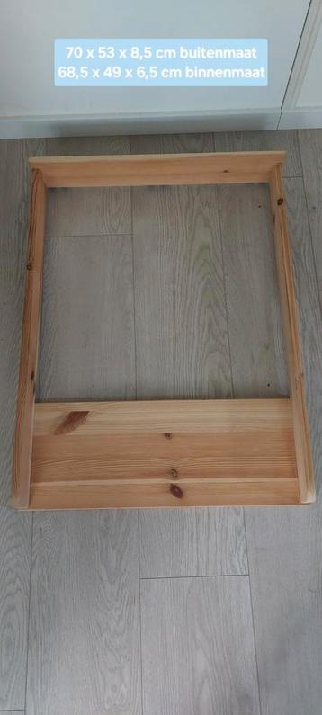 Verschoningsplank voor op de Hemnes kasten beschikbaar voor biedingen