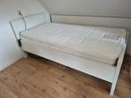 Elektrisch verstelbaar 1-persoonsbed met matras, Huis en Inrichting, Slaapkamer | Bedden, Ophalen, 90 cm, Eenpersoons, Wit