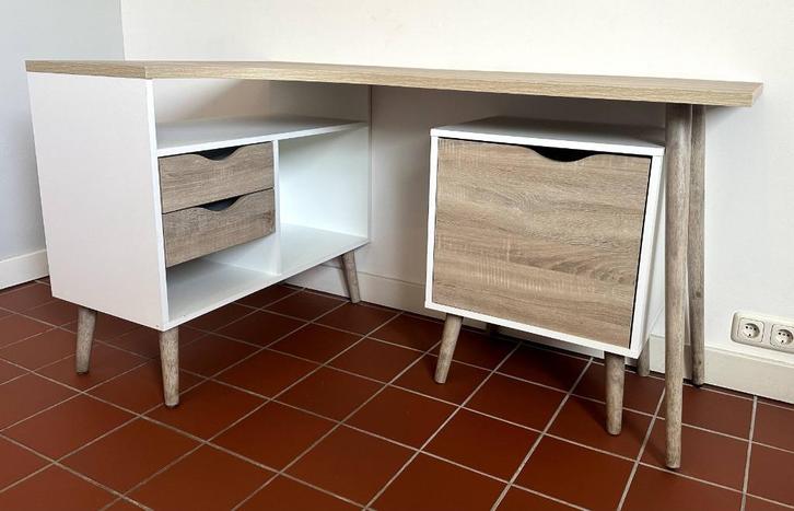 Bureau + bijhorend kastje, Huis en Inrichting, Bureaus, Zo goed als nieuw, Bureau, Ophalen