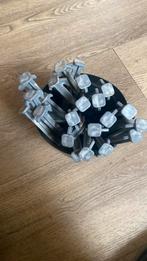 Isabella tenthaken, Ophalen of Verzenden, Zo goed als nieuw