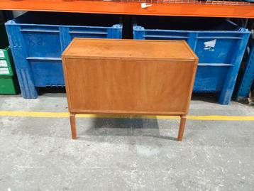 Vintage dekenkist  beschikbaar voor biedingen