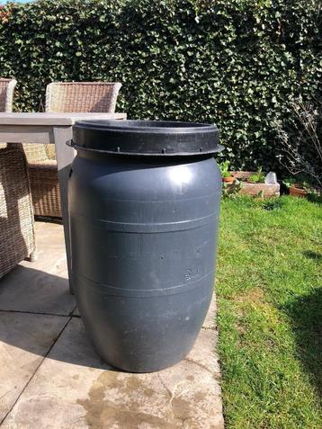 Grote voerton 120ltr beschikbaar voor biedingen