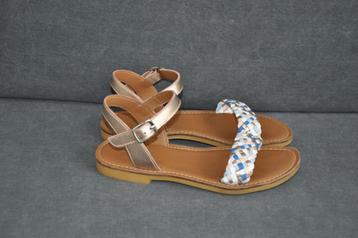 sandalen 35, leren sandalen 35, kindersandalen 35 nieuw beschikbaar voor biedingen