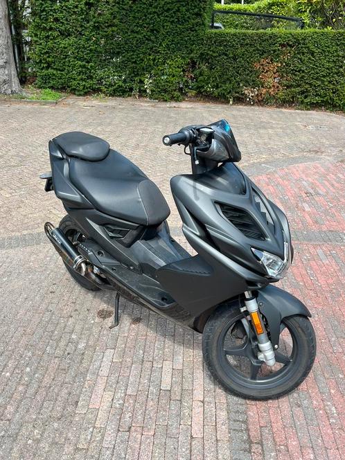Yamaha Aerox 2-takt 2017, Fietsen en Brommers, Scooters | Yamaha, Zo goed als nieuw, Aerox, Ophalen of Verzenden
