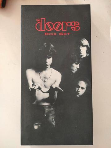 The Doors - Boxset met 4 CD's + Boekwerk beschikbaar voor biedingen