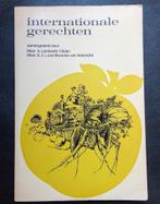 Curiosa kookboek Luns: Internationale gerechten (1970), Ophalen of Verzenden, Zo goed als nieuw