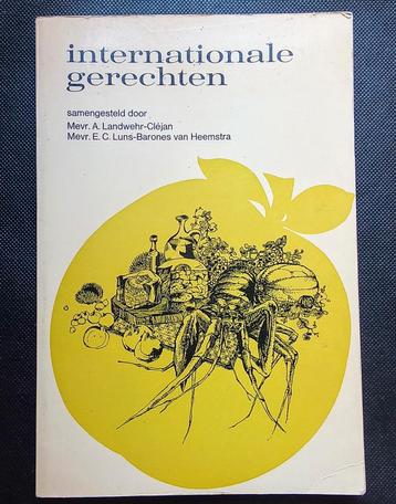 Curiosa kookboek Luns: Internationale gerechten (1970) beschikbaar voor biedingen