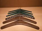 Retro Kledinghangers met Sky Bekleding. 3 groen en 3 bruin, Ophalen of Verzenden, Gebruikt, Overige materialen, Volwassenen